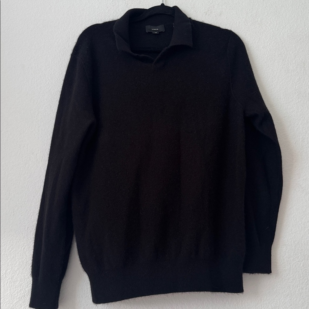Vince Men's Navy Sweater